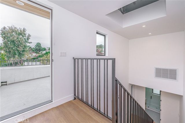1342 Portia St, Echo Park, CA 90026