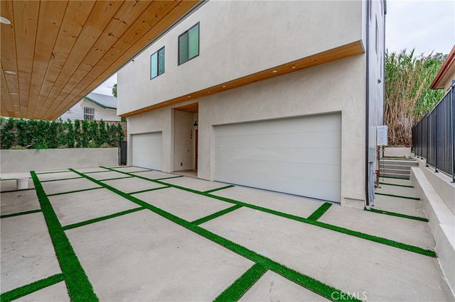 1342 Portia St, Echo Park, CA 90026