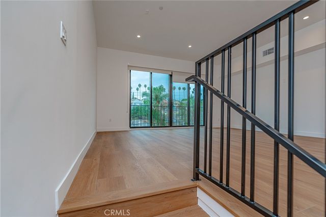 1342 Portia St, Echo Park, CA 90026