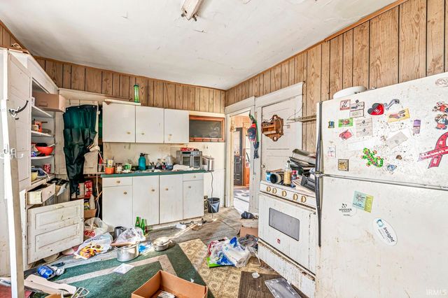 610 W Indiana Avenue, South Bend, IN 46613