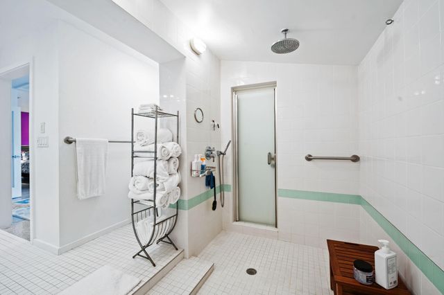 349 NE 29th Street, Wilton Manors, FL 33334