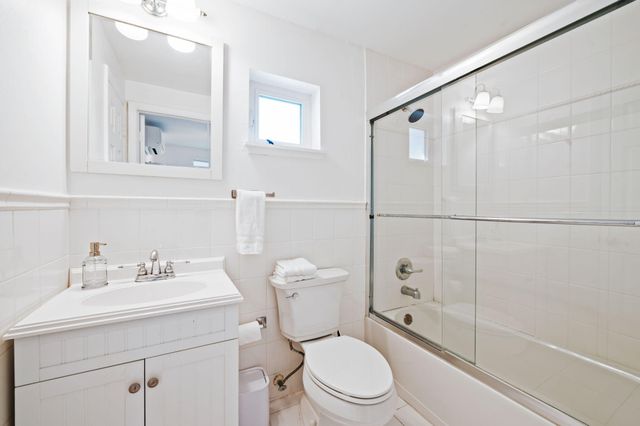 349 NE 29th Street, Wilton Manors, FL 33334