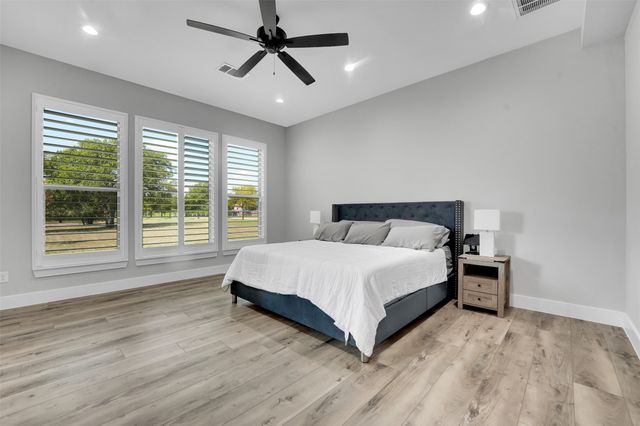 2203 Becky Lane, Cedar Hill, TX 75104