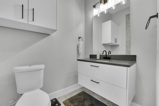 2203 Becky Lane, Cedar Hill, TX 75104