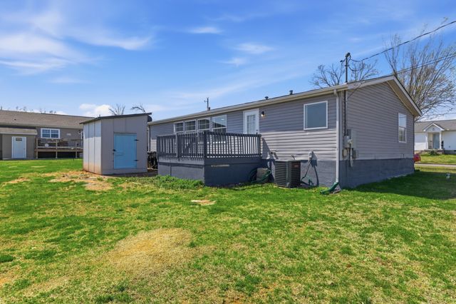 201 Oceanfront Cir, S, Antioch, TN 37013