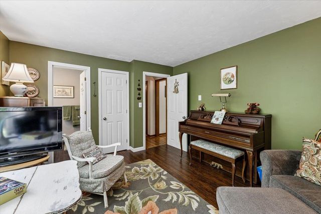 87 Woodhill Road, Bow, NH 03304