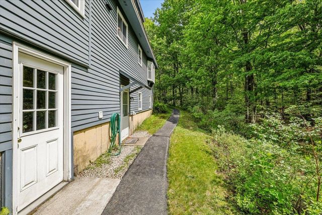 87 Woodhill Road, Bow, NH 03304