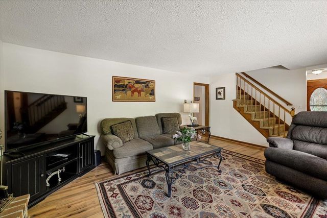 87 Woodhill Road, Bow, NH 03304