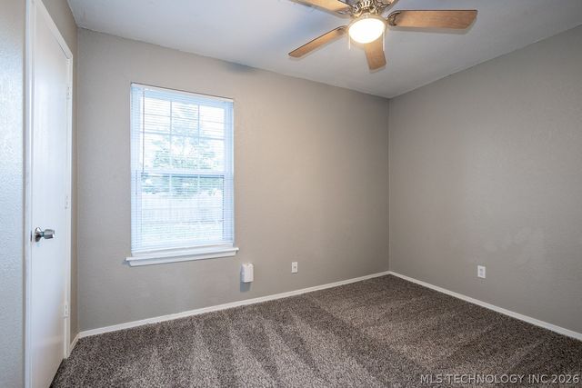 607 W 150 Street S, Glenpool, OK 74033