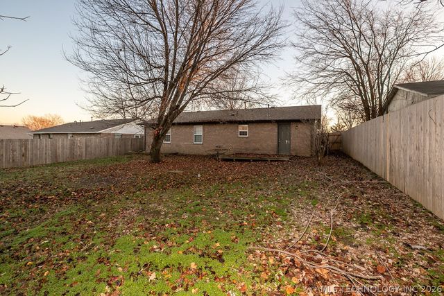 607 W 150 Street S, Glenpool, OK 74033