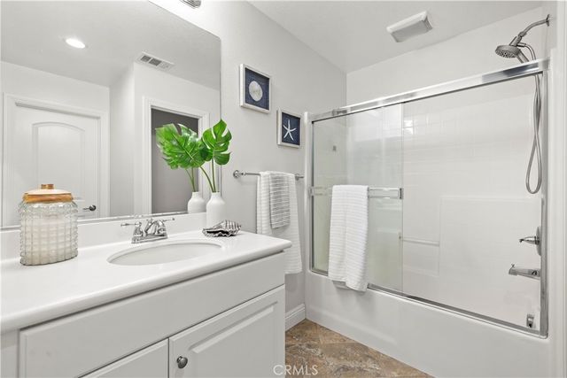 54 Hedge Bloom, Irvine, CA 92618