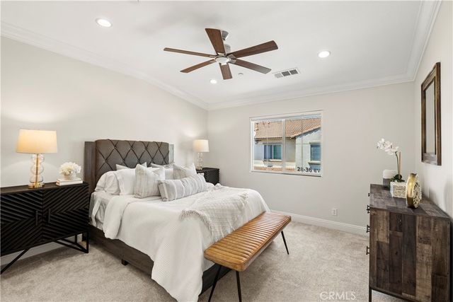 54 Hedge Bloom, Irvine, CA 92618