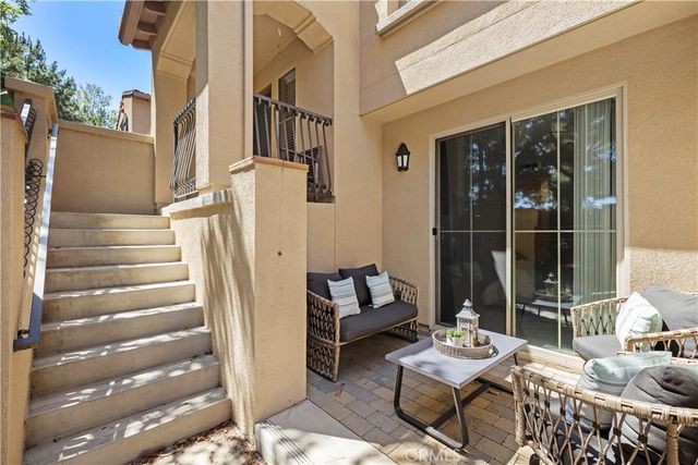 54 Hedge Bloom, Irvine, CA 92618