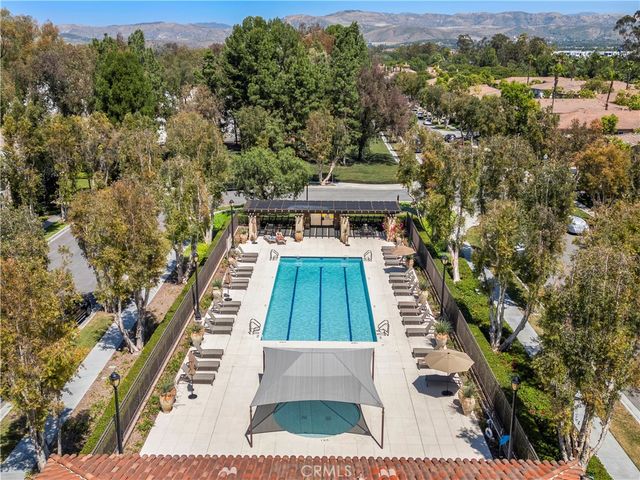 54 Hedge Bloom, Irvine, CA 92618