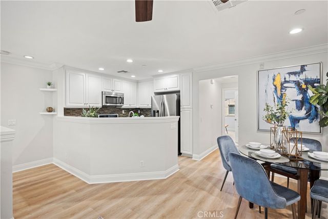 54 Hedge Bloom, Irvine, CA 92618