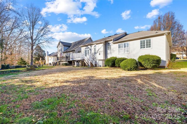 145 Walmsley Place, Mooresville, NC 28117