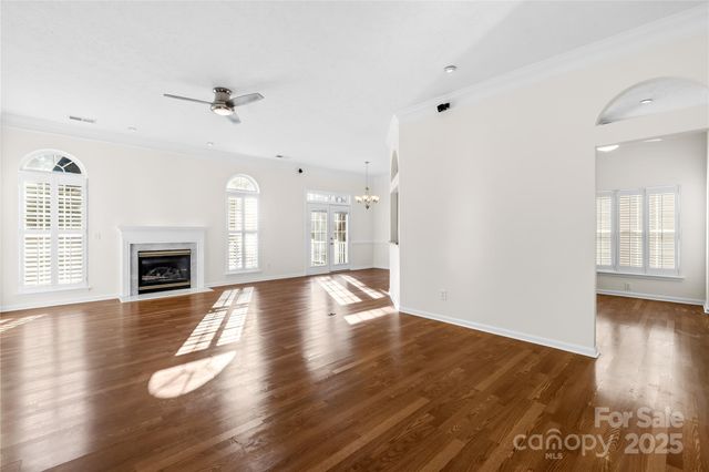 145 Walmsley Place, Mooresville, NC 28117