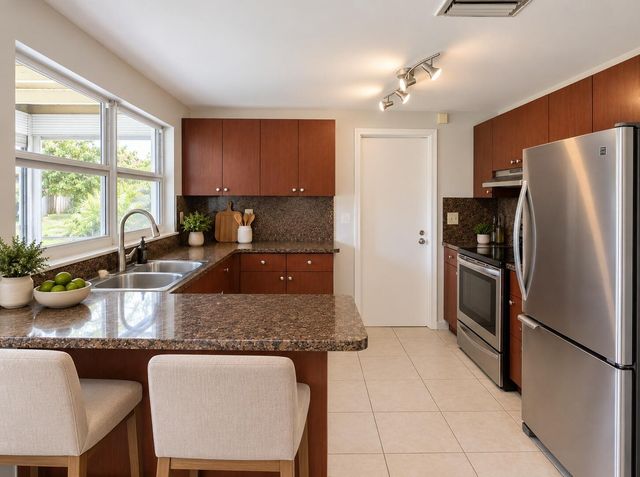 1030 NW 69TH Avenue, Margate, FL 33063