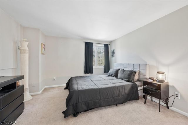 15 Village Way 4, Vernon Twp., NJ 07462