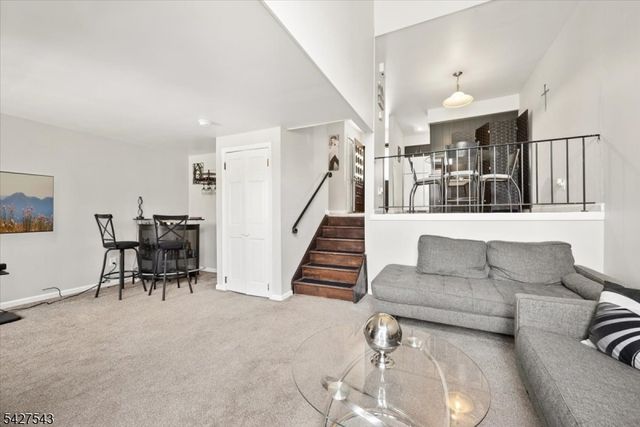 15 Village Way 4, Vernon Twp., NJ 07462