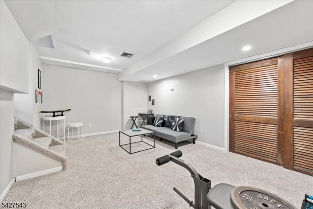 15 Village Way 4, Vernon Twp., NJ 07462