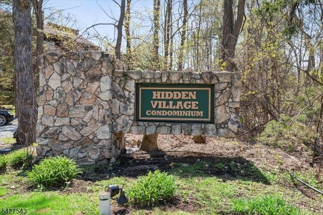 15 Village Way 4, Vernon Twp., NJ 07462