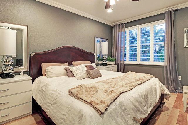 400 Lake Monterey Circle, Boynton Beach, FL 33426