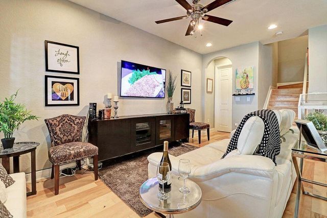 400 Lake Monterey Circle, Boynton Beach, FL 33426