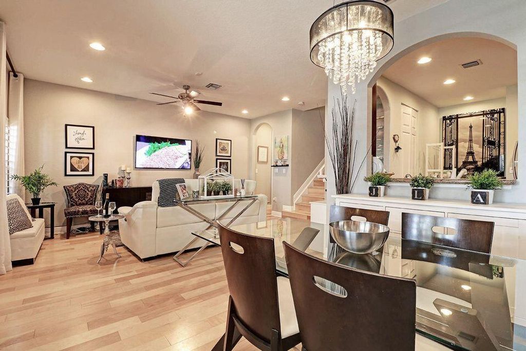 400 Lake Monterey Circle, Boynton Beach, FL 33426