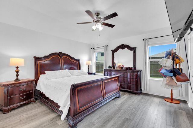 119 Beth Ann LOOP, Taylor, TX 76574