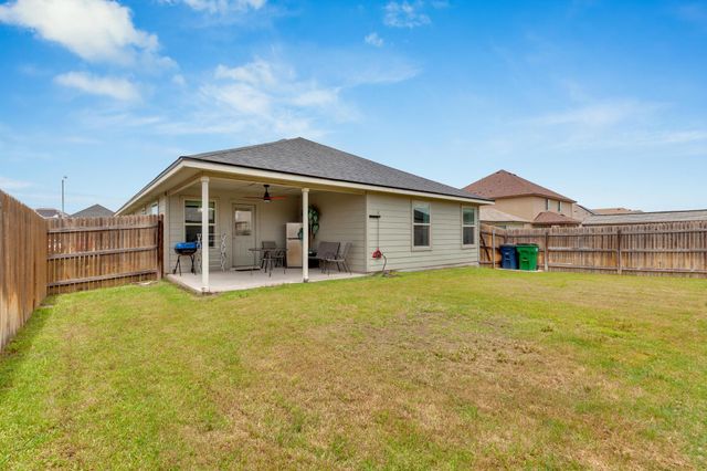 119 Beth Ann LOOP, Taylor, TX 76574