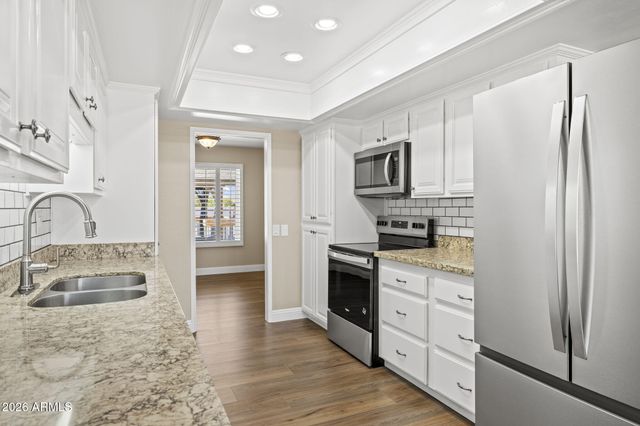 9518 W Oakstone Drive, Sun City, AZ 85351