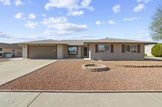 9518 W Oakstone Drive, Sun City, AZ 85351
