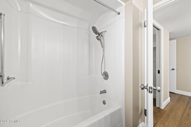 9518 W Oakstone Drive, Sun City, AZ 85351