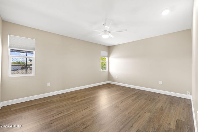 9518 W Oakstone Drive, Sun City, AZ 85351