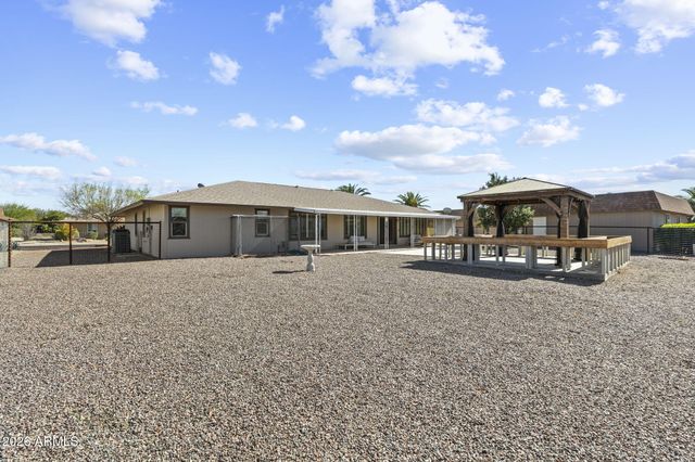 9518 W Oakstone Drive, Sun City, AZ 85351