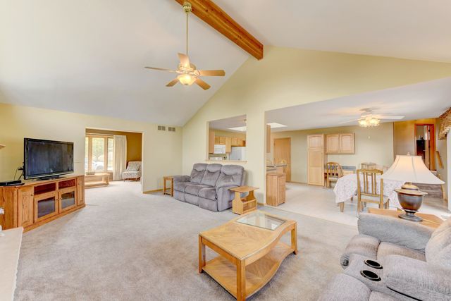 8600 Henke Drive, Tinley Park, IL 60487