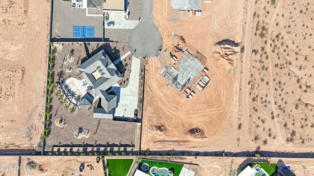 950 W Town Lane, San Tan Valley, AZ 85143