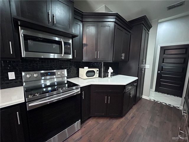 2016 Brightwood Avenue, Weslaco, TX 78596