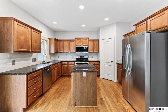 2514 N 165th Avenue, Omaha, NE 68116