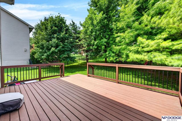2514 N 165th Avenue, Omaha, NE 68116