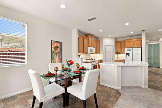 5309 Fox Trotter Way, Elk Grove, CA 95757