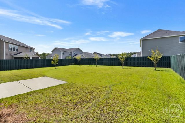 95 Minning Loop, Richmond Hill, GA 31324