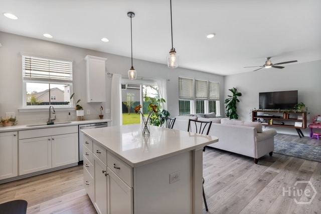 95 Minning Loop, Richmond Hill, GA 31324