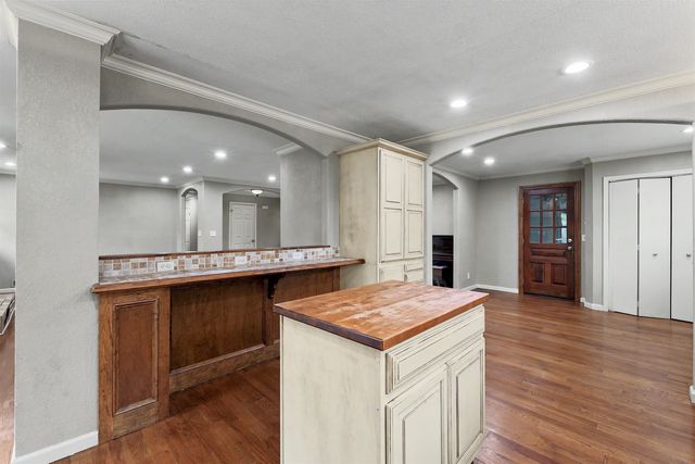 6502 E Aberdeen St, Wichita, KS 67206