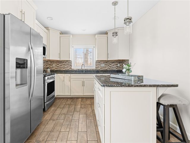 64 Brookdale Boulevard, Pawtucket, RI 02861