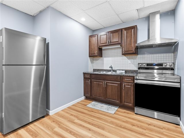 64 Brookdale Boulevard, Pawtucket, RI 02861