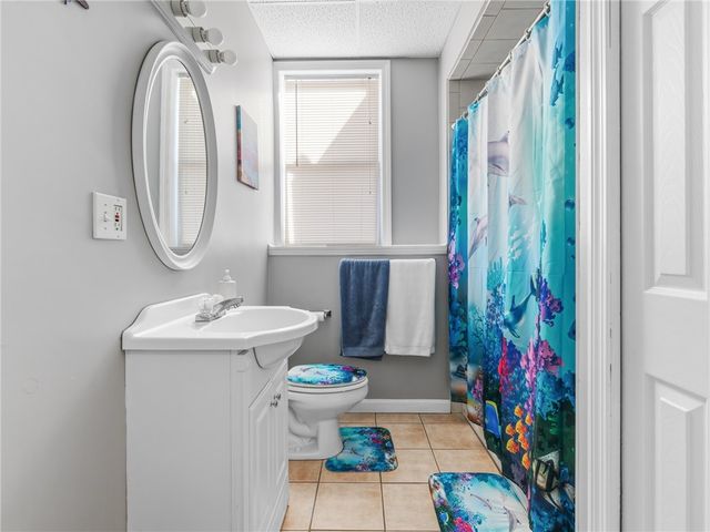 64 Brookdale Boulevard, Pawtucket, RI 02861