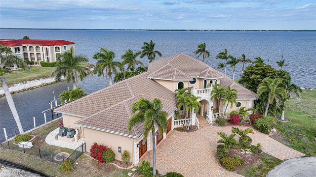 3 HIBISCUS DRIVE, Punta Gorda, FL 33950