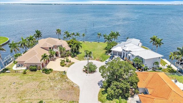 3 HIBISCUS DRIVE, Punta Gorda, FL 33950